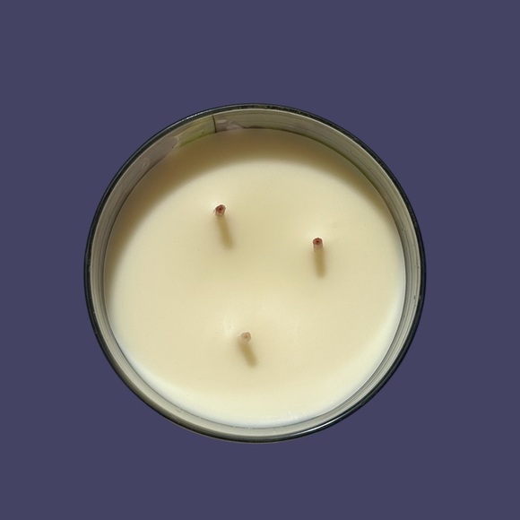 GooseCreek Tuscan Vineyard Scented Candle - Picture 3 of 3